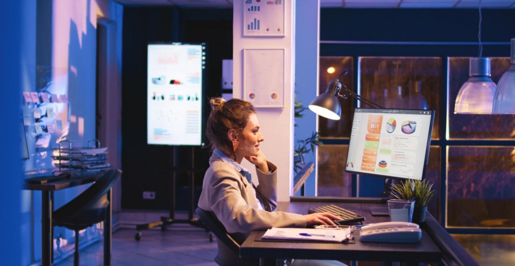 Analyse approfondie de données SEO sur écran